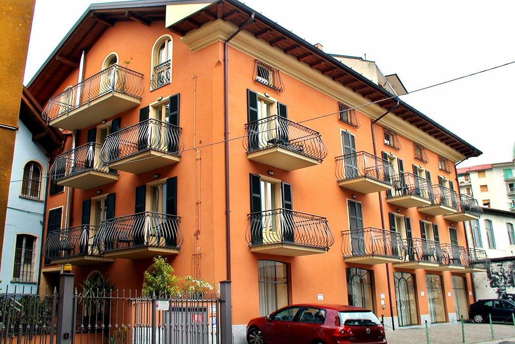 Casa Vacanze Touring Verbania Exterior foto